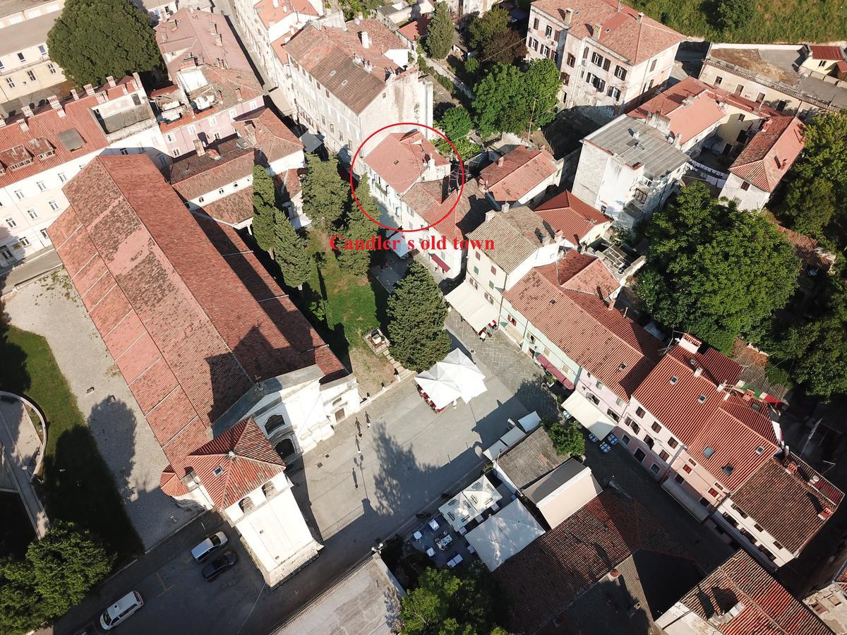 Candler'S Old Town Apartments Pula Buitenkant foto